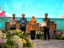 Kabupaten Bojonegoro Raih Dua Penghargaan pada High Level Meeting TPID, TP2DD, dan TP2ED Jawa Timur