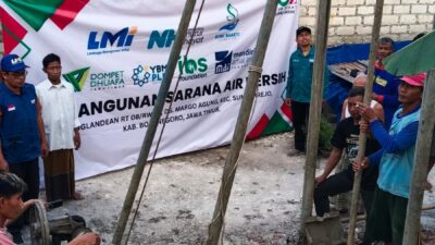 Beberapa Lembaga gotong royong bangun sumur bor di Margoagung